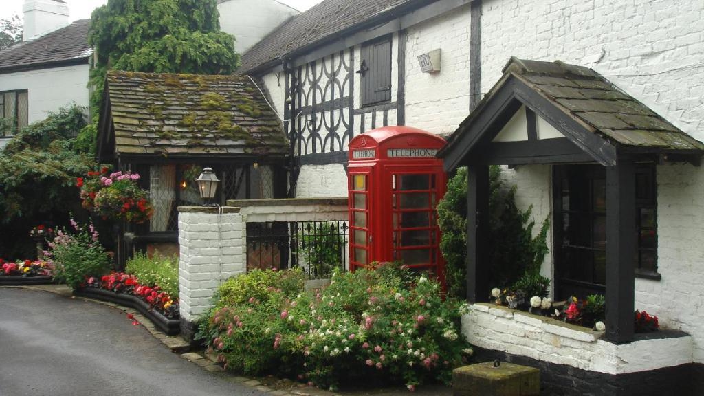 Deanwater Hotel Уилмслоу Экстерьер фото